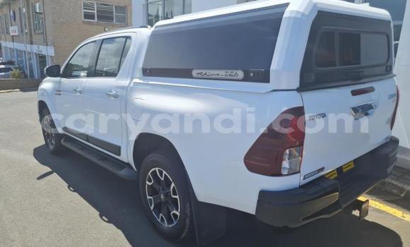 Buy Used Toyota Hilux White Car in Ndola in Zambia Buy Used Toyota Hilux White Car in Ndola in Zambia