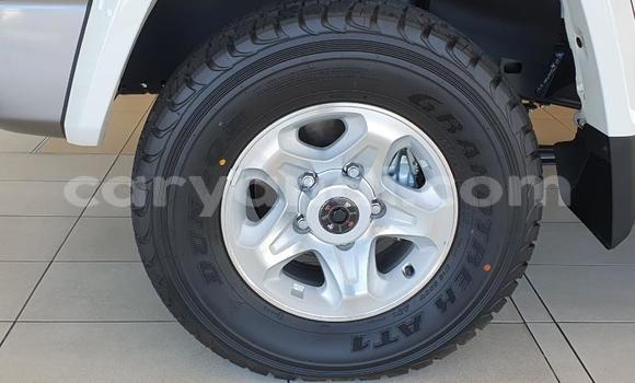 Acheter Occasion Voiture Toyota Land Cruiser Blanc à Ndola, Zambie Acheter Occasion Voiture Toyota Land Cruiser Blanc à Ndola, Zambie