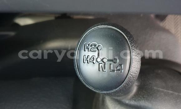 Acheter Occasion Voiture Toyota Land Cruiser Blanc à Ndola, Zambie Acheter Occasion Voiture Toyota Land Cruiser Blanc à Ndola, Zambie