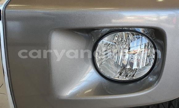 Acheter Occasion Voiture Toyota Land Cruiser Blanc à Ndola, Zambie Acheter Occasion Voiture Toyota Land Cruiser Blanc à Ndola, Zambie