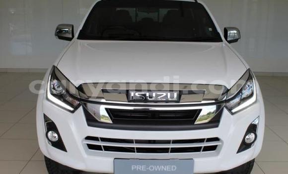 Acheter Occasion Voiture Isuzu D–MAX Blanc à Chingola, Zambie Acheter Occasion Voiture Isuzu D–MAX Blanc à Chingola, Zambie