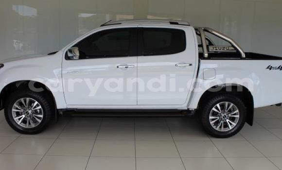 Acheter Occasion Voiture Isuzu D–MAX Blanc à Chingola, Zambie Acheter Occasion Voiture Isuzu D–MAX Blanc à Chingola, Zambie