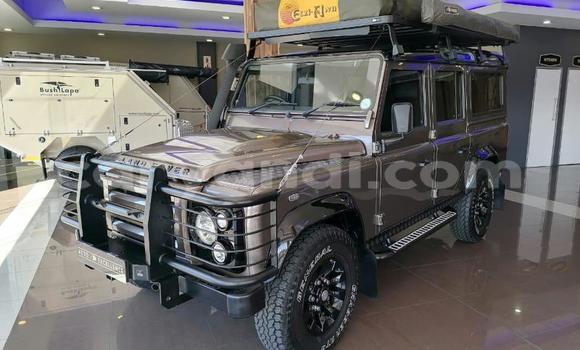 Acheter Occasion Voiture Land Rover Defender Marron à Lusaka, Zambie Acheter Occasion Voiture Land Rover Defender Marron à Lusaka, Zambie