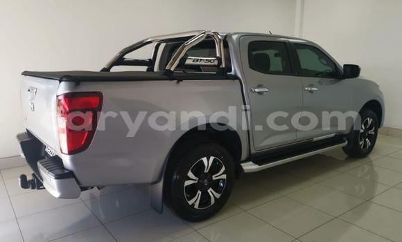 Acheter Occasion Voiture Mazda BT-50 Gris à Ndola, Zambie Acheter Occasion Voiture Mazda BT-50 Gris à Ndola, Zambie