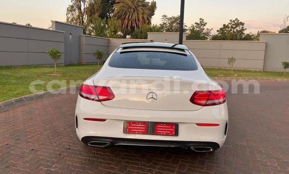 Buy Used Mercedes‒Benz C–Class White Car in Ndola in Zambia Buy Used Mercedes‒Benz C–Class White Car in Ndola in Zambia