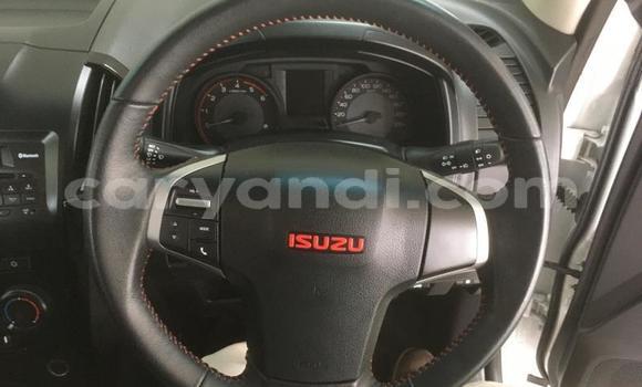 Tenga Tsaru Isuzu DâMAX Chena Mota in Ndola in Zambia Tenga Tsaru Isuzu DâMAX Chena Mota in Ndola in Zambia