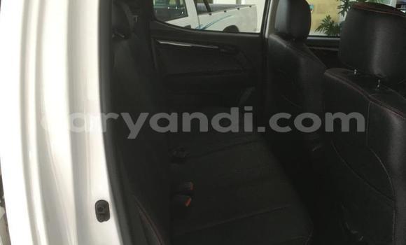 Tenga Tsaru Isuzu DâMAX Chena Mota in Ndola in Zambia Tenga Tsaru Isuzu DâMAX Chena Mota in Ndola in Zambia