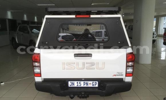 Tenga Tsaru Isuzu DâMAX Chena Mota in Ndola in Zambia Tenga Tsaru Isuzu DâMAX Chena Mota in Ndola in Zambia