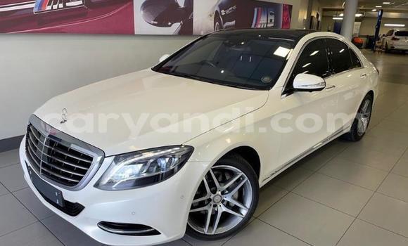Buy Used Mercedes‒Benz S–Class White Car in Lusaka in Zambia