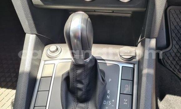 Buy Used Volkswagen Amarok White Car in Zambezi in North-Western Buy Used Volkswagen Amarok White Car in Zambezi in North-Western