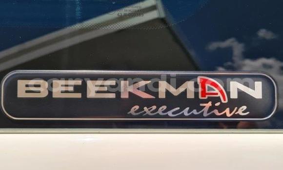 Buy Used Volkswagen Amarok White Car in Zambezi in North-Western Buy Used Volkswagen Amarok White Car in Zambezi in North-Western