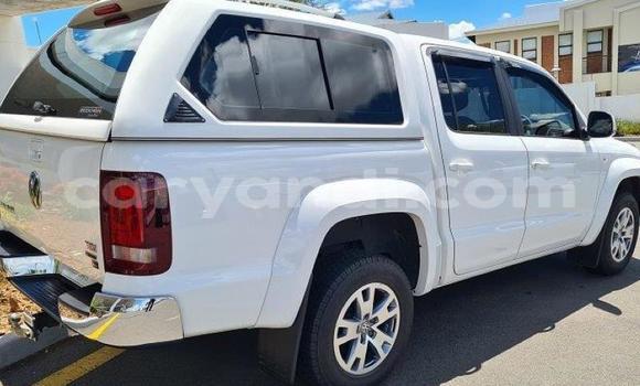 Buy Used Volkswagen Amarok White Car in Zambezi in North-Western Buy Used Volkswagen Amarok White Car in Zambezi in North-Western