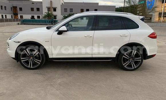 Acheter Occasion Voiture Porsche Cayenne Blanc à Lusaka, Zambie Acheter Occasion Voiture Porsche Cayenne Blanc à Lusaka, Zambie