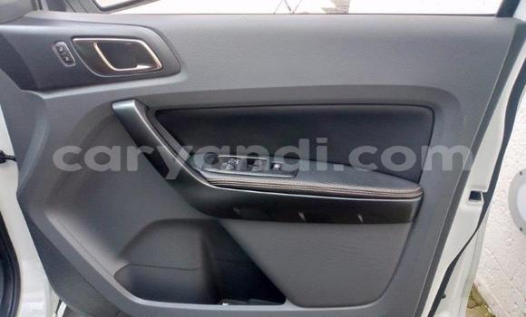 Nunua Ilio tumika Ford Ranger Nyeupe Gari ndani ya Kitwe nchini Zambia Nunua Ilio tumika Ford Ranger Nyeupe Gari ndani ya Kitwe nchini Zambia