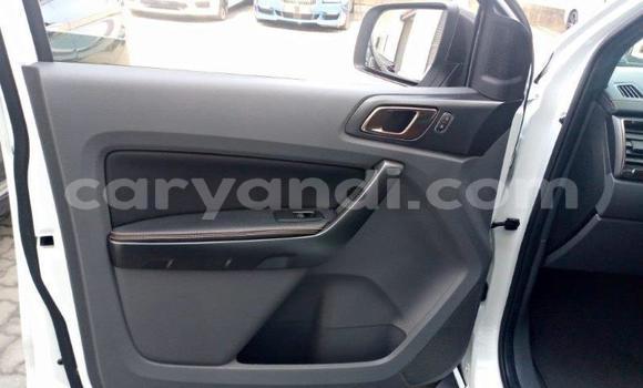 Nunua Ilio tumika Ford Ranger Nyeupe Gari ndani ya Kitwe nchini Zambia Nunua Ilio tumika Ford Ranger Nyeupe Gari ndani ya Kitwe nchini Zambia