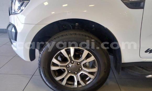 Nunua Ilio tumika Ford Ranger Nyeupe Gari ndani ya Kitwe nchini Zambia Nunua Ilio tumika Ford Ranger Nyeupe Gari ndani ya Kitwe nchini Zambia