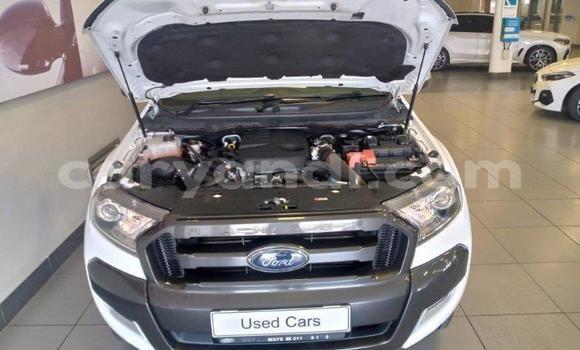 Nunua Ilio tumika Ford Ranger Nyeupe Gari ndani ya Kitwe nchini Zambia Nunua Ilio tumika Ford Ranger Nyeupe Gari ndani ya Kitwe nchini Zambia