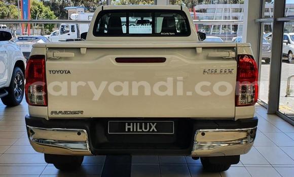 Buy Used Toyota Hilux White Car in Lusaka in Zambia Buy Used Toyota Hilux White Car in Lusaka in Zambia