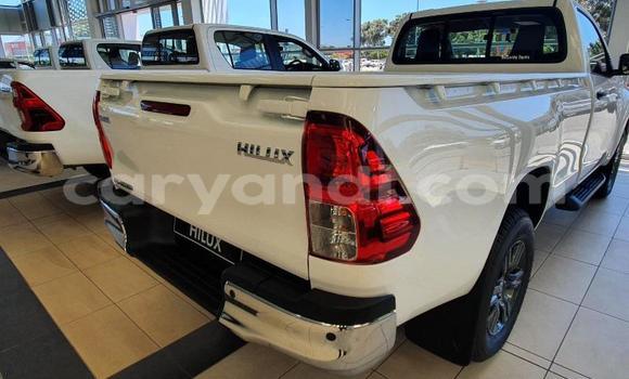 Buy Used Toyota Hilux White Car in Lusaka in Zambia Buy Used Toyota Hilux White Car in Lusaka in Zambia