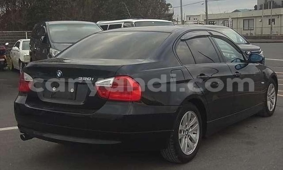 Acheter Import Voiture BMW 3–Series Noir à Lusaka, Zambie Acheter Import Voiture BMW 3–Series Noir à Lusaka, Zambie