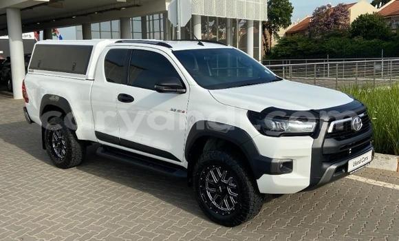 Buy Used Toyota Hilux White Car in Livingstone in Zambia Buy Used Toyota Hilux White Car in Livingstone in Zambia