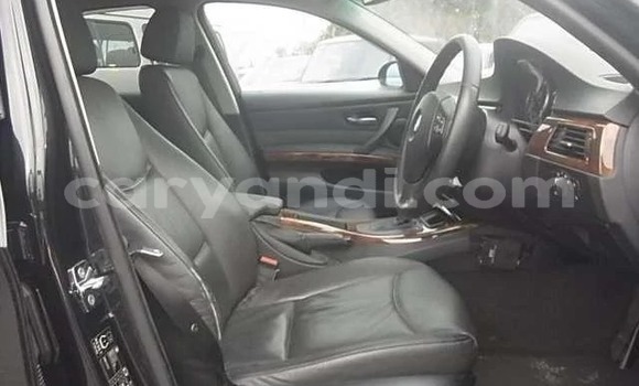 Acheter Import Voiture BMW 3–Series Noir à Lusaka, Zambie Acheter Import Voiture BMW 3–Series Noir à Lusaka, Zambie