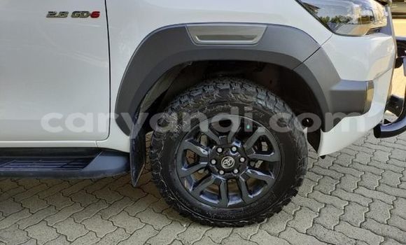 Buy Used Toyota Hilux White Car in Livingstone in Zambia Buy Used Toyota Hilux White Car in Livingstone in Zambia