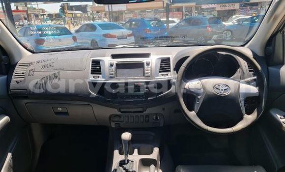 Acheter Occasion Voiture Toyota Hilux Blanc à Livingstone, Zambie Acheter Occasion Voiture Toyota Hilux Blanc à Livingstone, Zambie