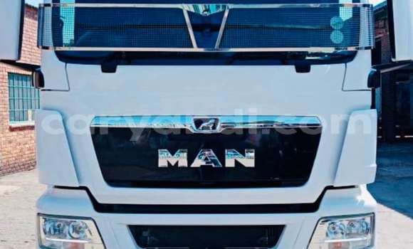 Tenga Tsaru Man TGX Chena Rori in Kalulushi in Copperbelt Tenga Tsaru Man TGX Chena Rori in Kalulushi in Copperbelt