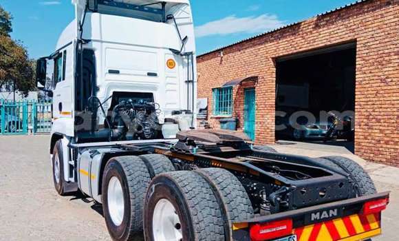 Tenga Tsaru Man TGX Chena Rori in Kalulushi in Copperbelt Tenga Tsaru Man TGX Chena Rori in Kalulushi in Copperbelt