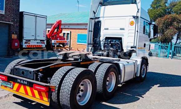 Tenga Tsaru Man TGX Chena Rori in Kalulushi in Copperbelt Tenga Tsaru Man TGX Chena Rori in Kalulushi in Copperbelt