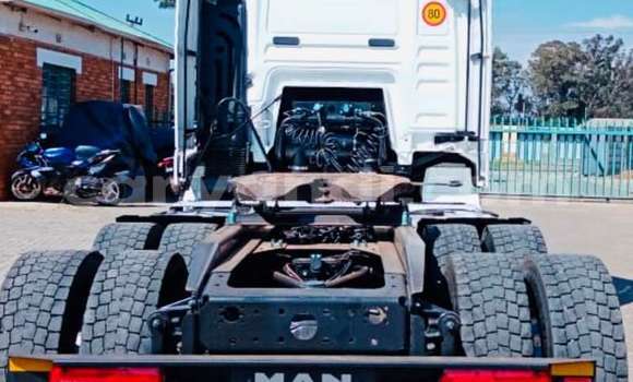 Tenga Tsaru Man TGX Chena Rori in Kalulushi in Copperbelt Tenga Tsaru Man TGX Chena Rori in Kalulushi in Copperbelt