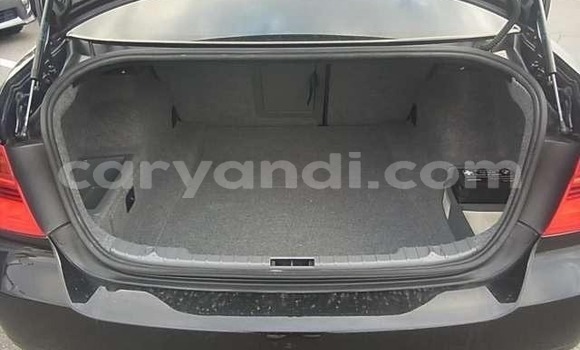Acheter Import Voiture BMW 3–Series Noir à Lusaka, Zambie Acheter Import Voiture BMW 3–Series Noir à Lusaka, Zambie