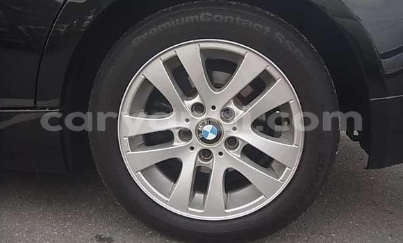 Acheter Import Voiture BMW 3–Series Noir à Lusaka, Zambie Acheter Import Voiture BMW 3–Series Noir à Lusaka, Zambie