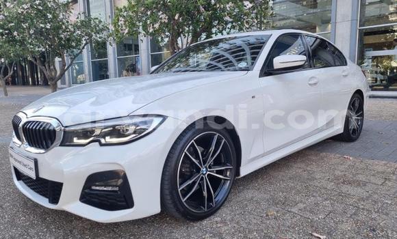 Acheter Occasion Voiture BMW 3–Series Blanc à Lusaka, Zambie Acheter Occasion Voiture BMW 3–Series Blanc à Lusaka, Zambie