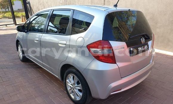 Buy Used Honda Jazz Silver Car in Livingstone in Zambia Buy Used Honda Jazz Silver Car in Livingstone in Zambia