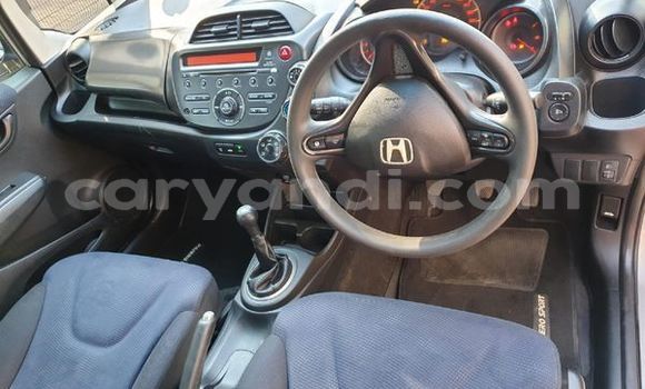 Buy Used Honda Jazz Silver Car in Livingstone in Zambia Buy Used Honda Jazz Silver Car in Livingstone in Zambia