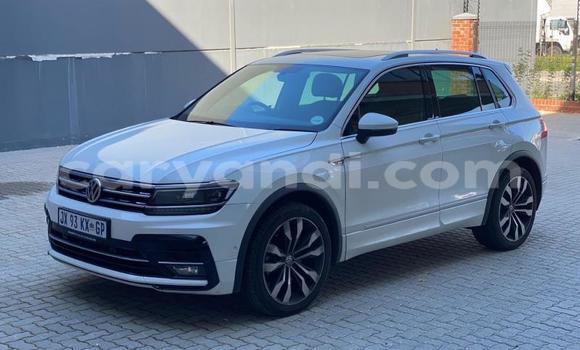 Buy Used Volkswagen Tiguan White Car in Livingstone in Zambia Buy Used Volkswagen Tiguan White Car in Livingstone in Zambia