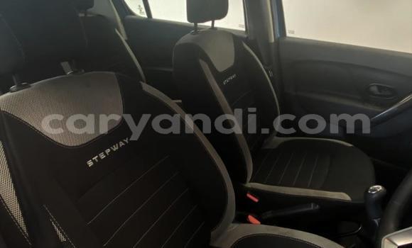 Tenga Tsaru Renault Sandero Bhuruu Mota in Chingola in Zambia Tenga Tsaru Renault Sandero Bhuruu Mota in Chingola in Zambia