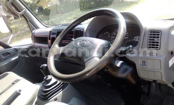 Acheter Occasion Utilitaire Toyota Dyna Blanc à Chingola, Zambie Acheter Occasion Utilitaire Toyota Dyna Blanc à Chingola, Zambie