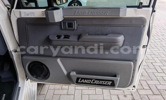 Tenga Tsaru Toyota Land Cruiser Chena Mota in Livingstone in Zambia Tenga Tsaru Toyota Land Cruiser Chena Mota in Livingstone in Zambia