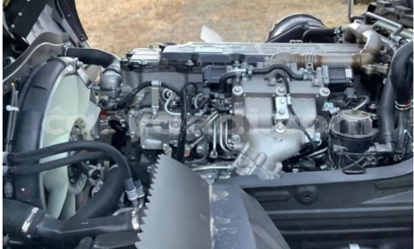 Tenga Tsaru Mitsubishi Fuso Chena Rori in Livingstone in Zambia Tenga Tsaru Mitsubishi Fuso Chena Rori in Livingstone in Zambia