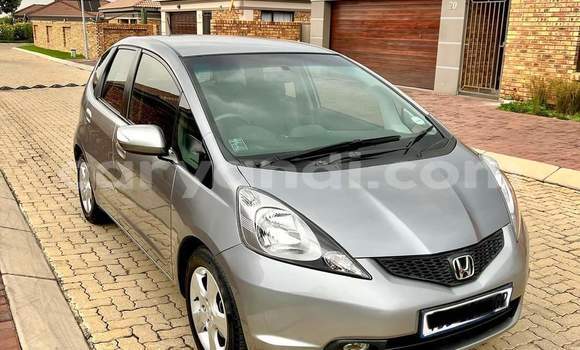 Acheter Occasion Voiture Honda Jazz Gris à Kitwe, Zambie Acheter Occasion Voiture Honda Jazz Gris à Kitwe, Zambie