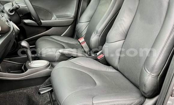 Acheter Occasion Voiture Honda Jazz Gris à Kitwe, Zambie Acheter Occasion Voiture Honda Jazz Gris à Kitwe, Zambie
