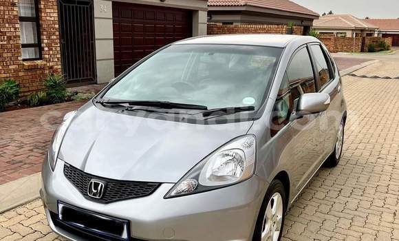 Acheter Occasion Voiture Honda Jazz Gris à Kitwe, Zambie Acheter Occasion Voiture Honda Jazz Gris à Kitwe, Zambie