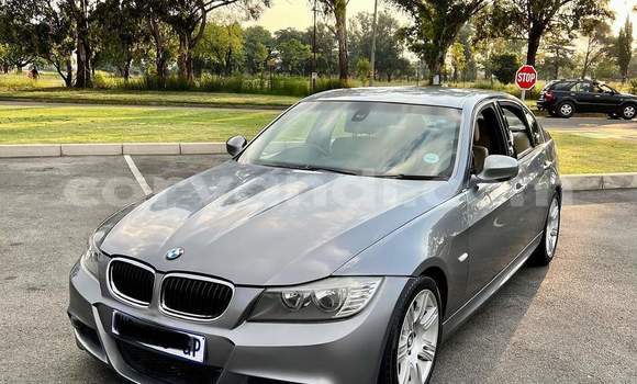Acheter Occasion Voiture BMW 3–Series Gris à Lusaka, Zambie