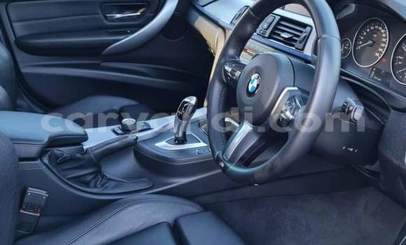 Acheter Occasion Voiture BMW 3–Series Bleu à Chingola, Zambie Acheter Occasion Voiture BMW 3–Series Bleu à Chingola, Zambie