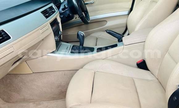 Tenga Tsaru BMW 3–Series Bhuruu Mota in Kitwe in Zambia Tenga Tsaru BMW 3–Series Bhuruu Mota in Kitwe in Zambia