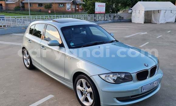 Acheter Occasion Voiture BMW 1-Series Gris à Chingola, Zambie Acheter Occasion Voiture BMW 1-Series Gris à Chingola, Zambie