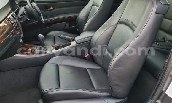 Tenga Tsaru BMW 3–Series Sirivha Mota in Chingola in Zambia Tenga Tsaru BMW 3–Series Sirivha Mota in Chingola in Zambia